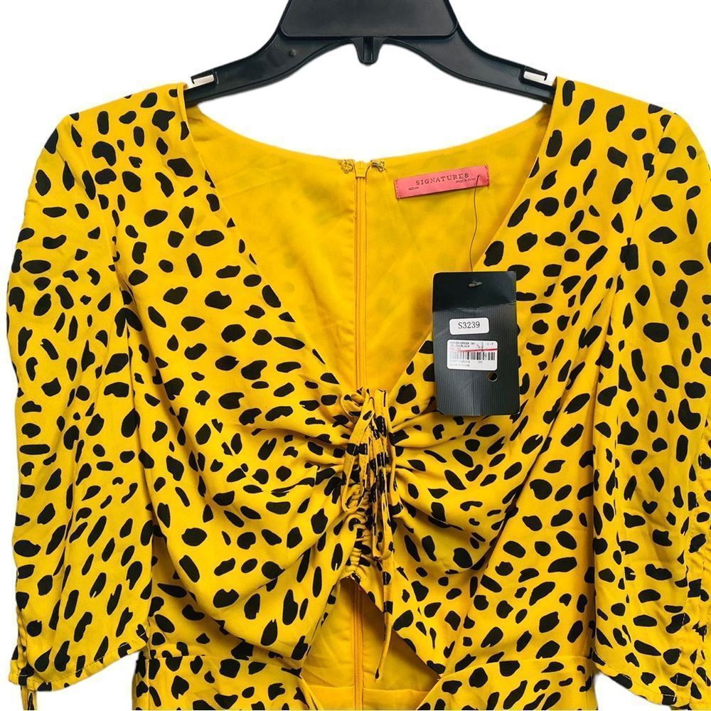 Signature 8 Forever 21 Animal Print Yellow Black Leopard Cut out Dress Med NWT - Picture 3 of 5